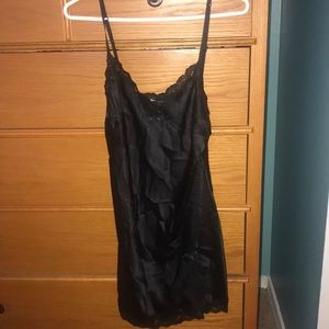 Black chemise sz Med Victoria’s Secret